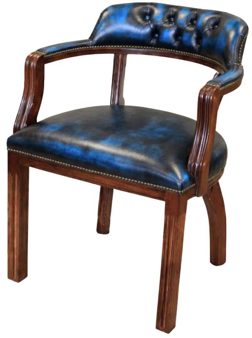 The Court Chair Stand